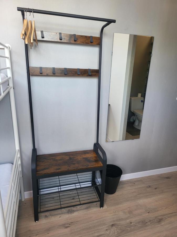 Rooms4Rest Wiertnicza - Private Rooms For Tourists - Atr Consulting Sp, Z O,O, Warsaw Exterior photo