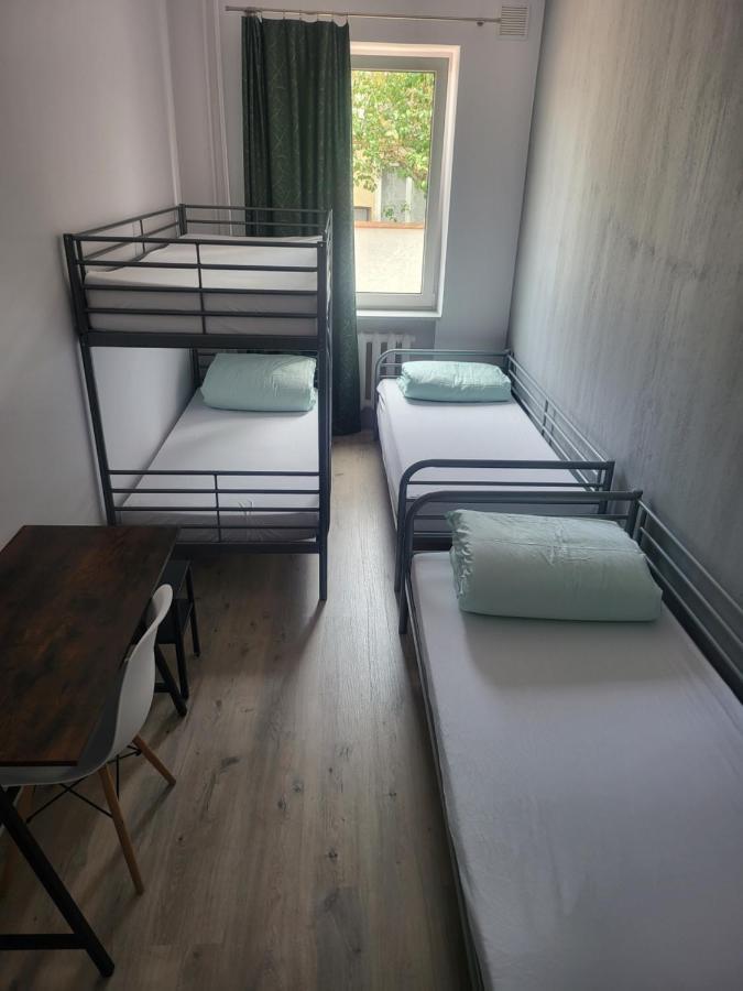 Rooms4Rest Wiertnicza - Private Rooms For Tourists - Atr Consulting Sp, Z O,O, Warsaw Exterior photo