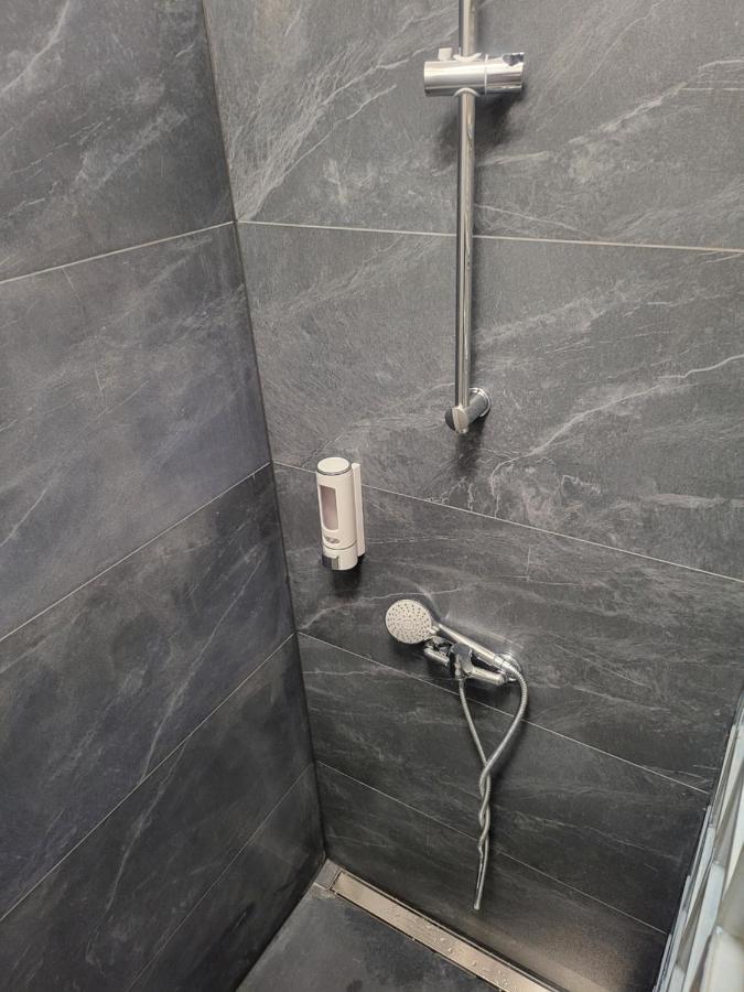 Rooms4Rest Wiertnicza - Private Rooms For Tourists - Atr Consulting Sp, Z O,O, Warsaw Exterior photo