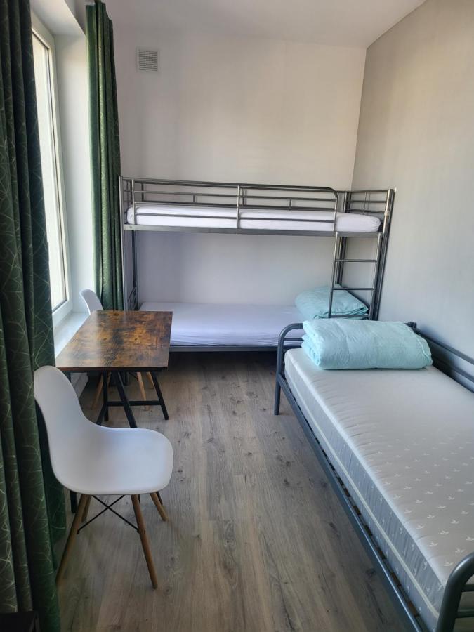 Rooms4Rest Wiertnicza - Private Rooms For Tourists - Atr Consulting Sp, Z O,O, Warsaw Exterior photo