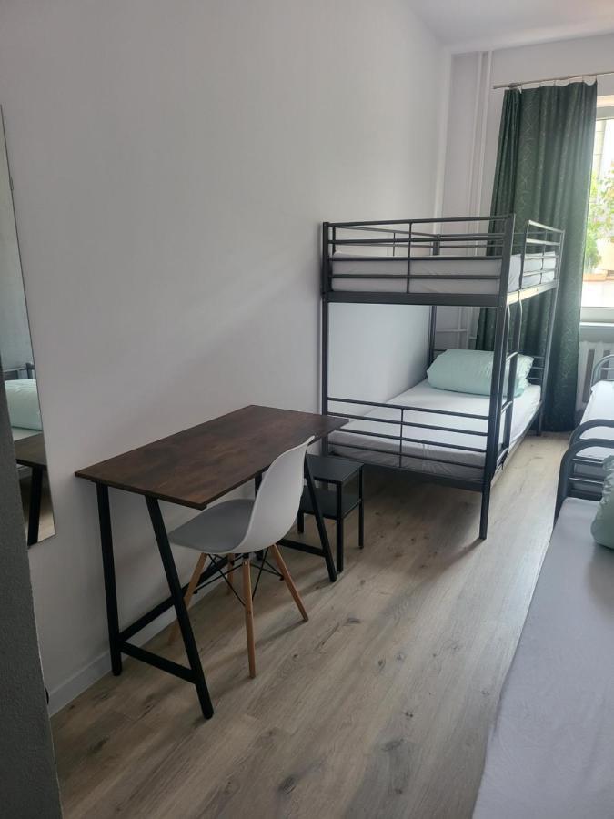 Rooms4Rest Wiertnicza - Private Rooms For Tourists - Atr Consulting Sp, Z O,O, Warsaw Exterior photo