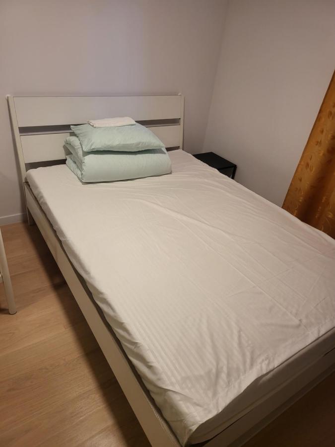 Rooms4Rest Wiertnicza - Private Rooms For Tourists - Atr Consulting Sp, Z O,O, Warsaw Exterior photo