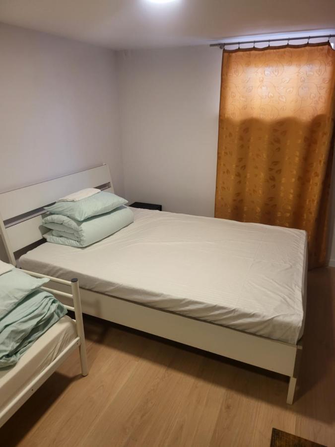 Rooms4Rest Wiertnicza - Private Rooms For Tourists - Atr Consulting Sp, Z O,O, Warsaw Exterior photo