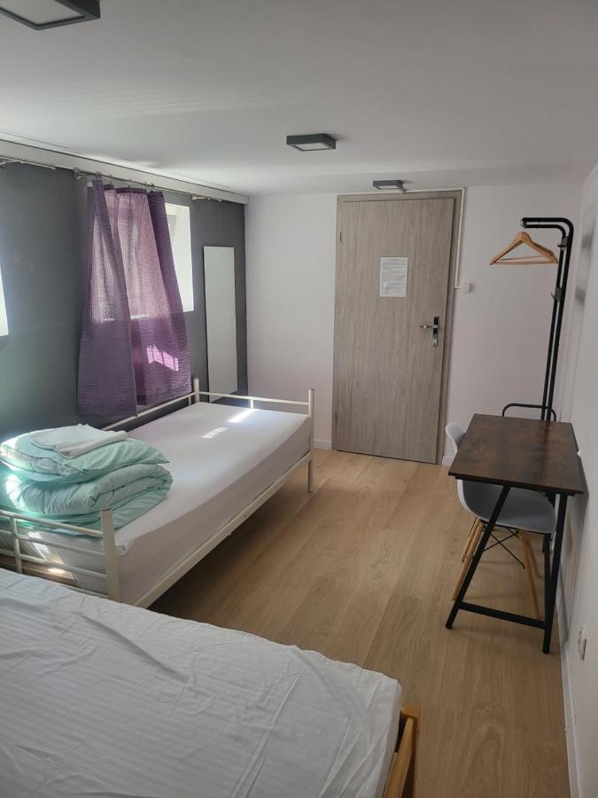 Rooms4Rest Wiertnicza - Private Rooms For Tourists - Atr Consulting Sp, Z O,O, Warsaw Exterior photo