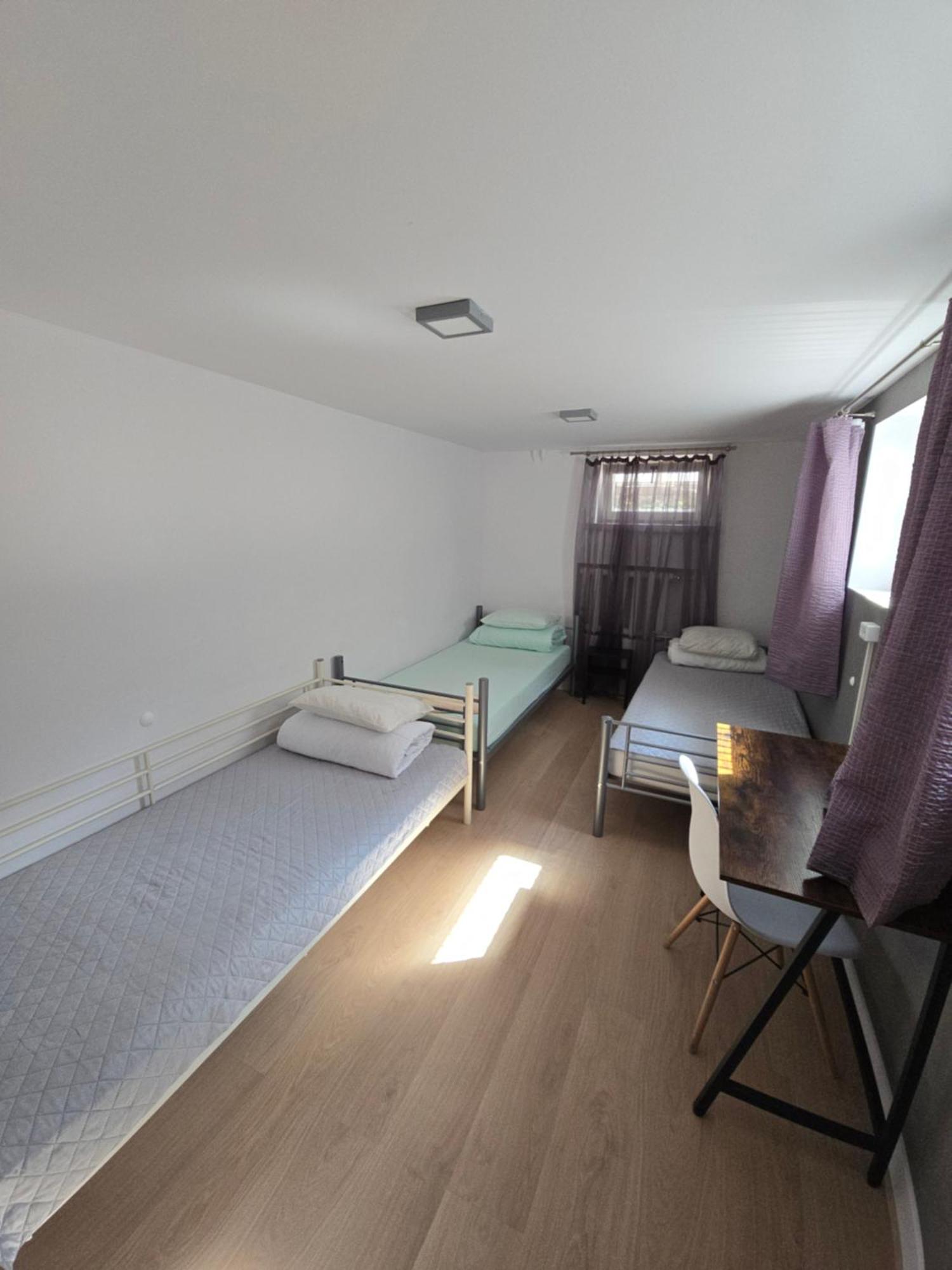 Rooms4Rest Wiertnicza - Private Rooms For Tourists - Atr Consulting Sp, Z O,O, Warsaw Exterior photo